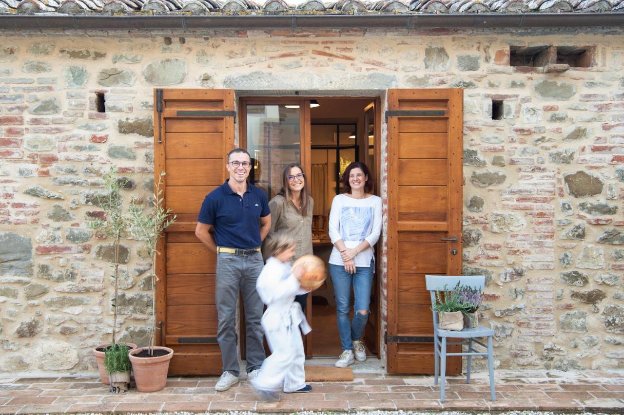 La Fattoria Del Rio Di Sopra - Agriturismo Baldeschi تورو سول تراسيمينو المظهر الخارجي الصورة